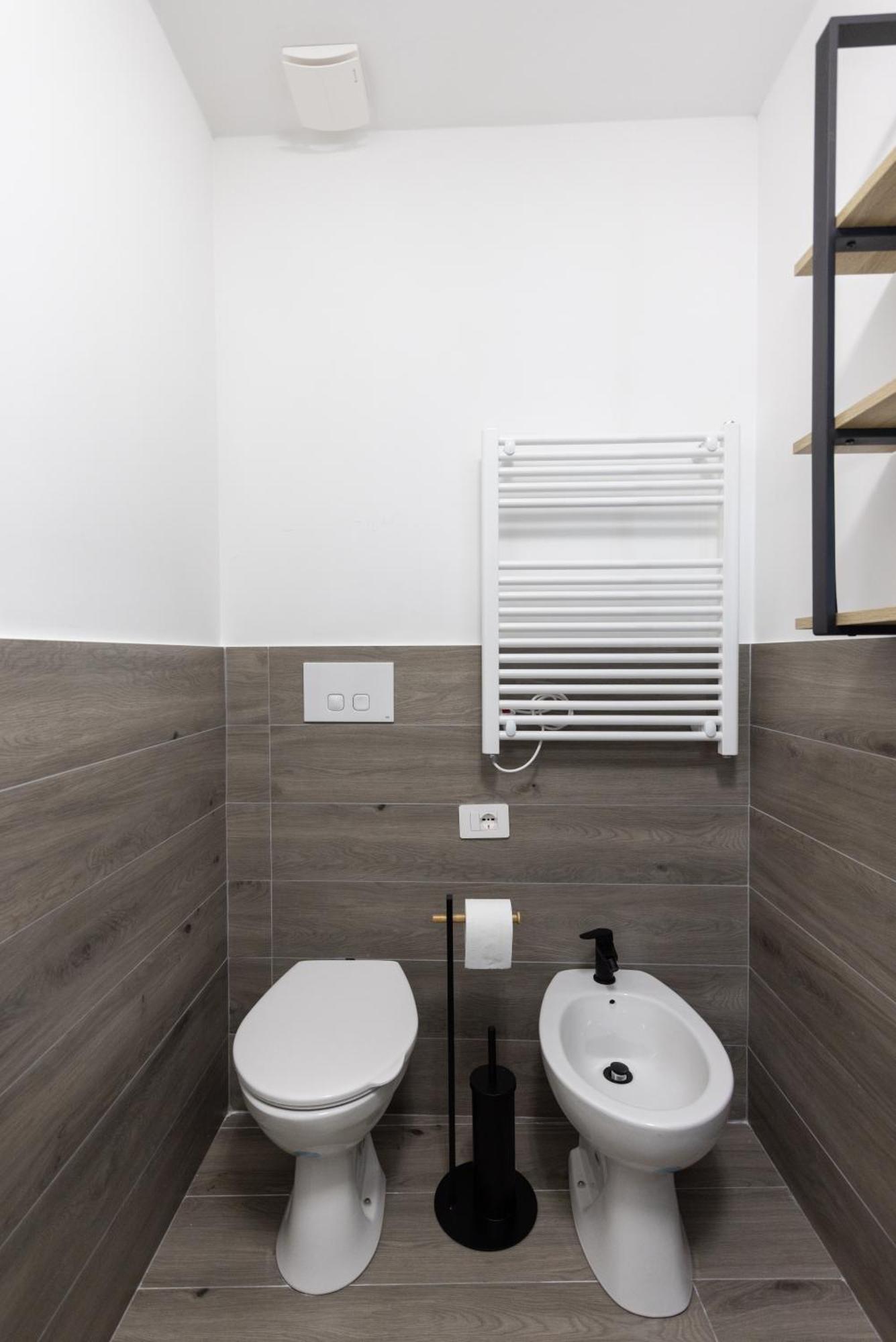 Urban Chic Luxury Suite Apartments โรม ภายนอก รูปภาพ