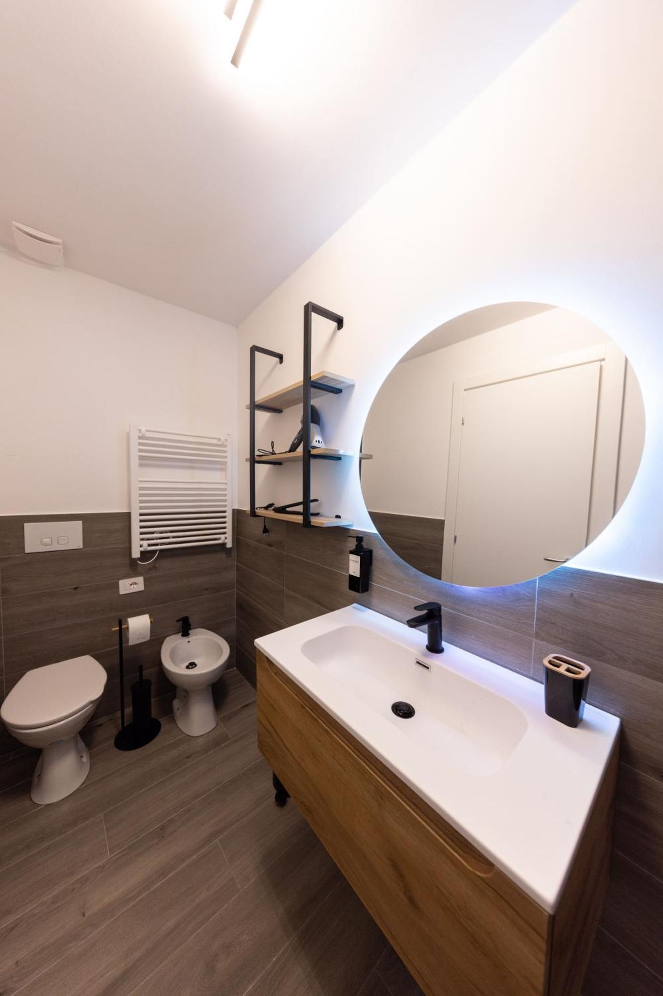 Urban Chic Luxury Suite Apartments โรม ภายนอก รูปภาพ
